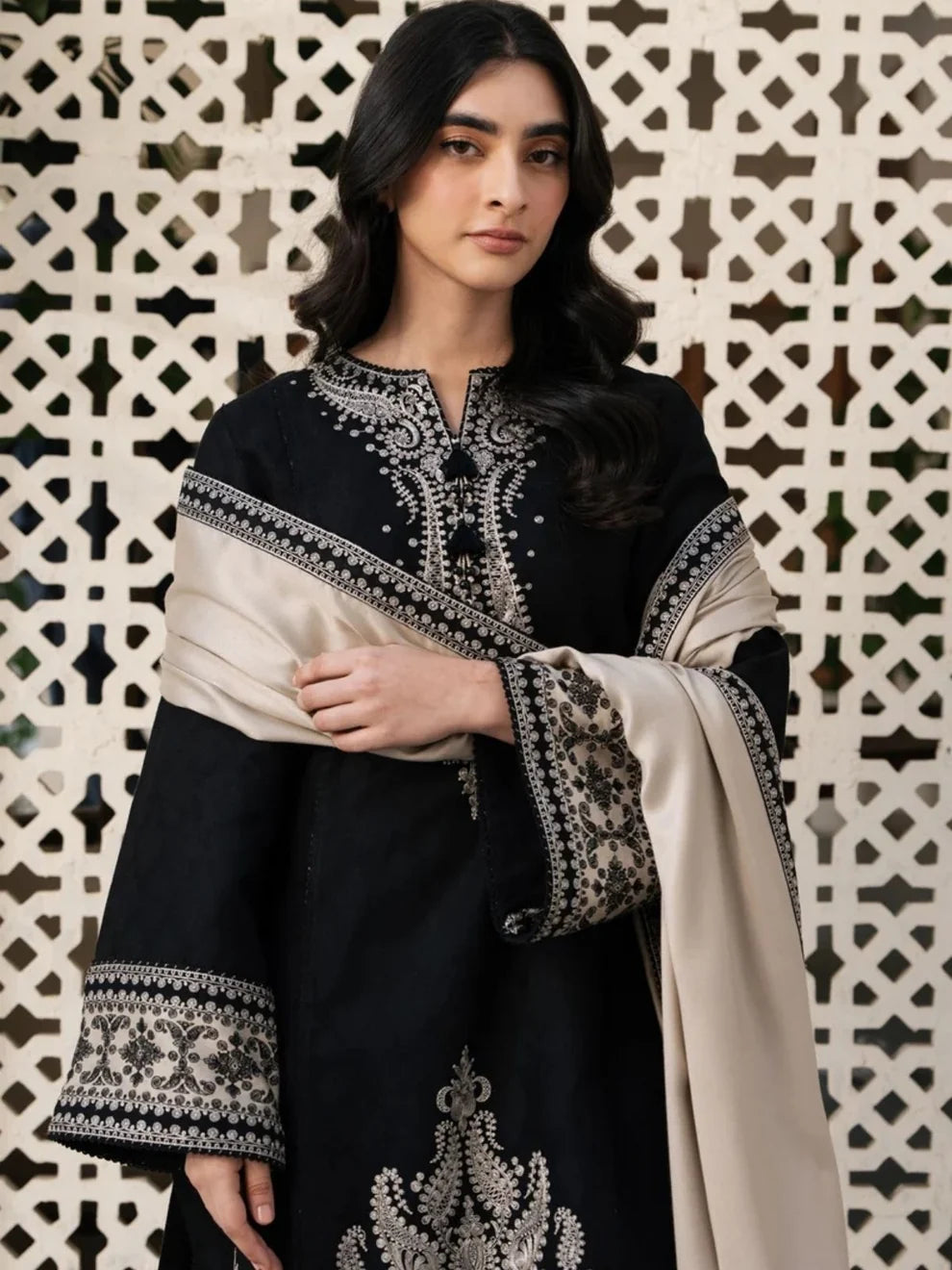 Dhanak Embroidered Suit with Dhanak plain shawl with four side embroidered lace