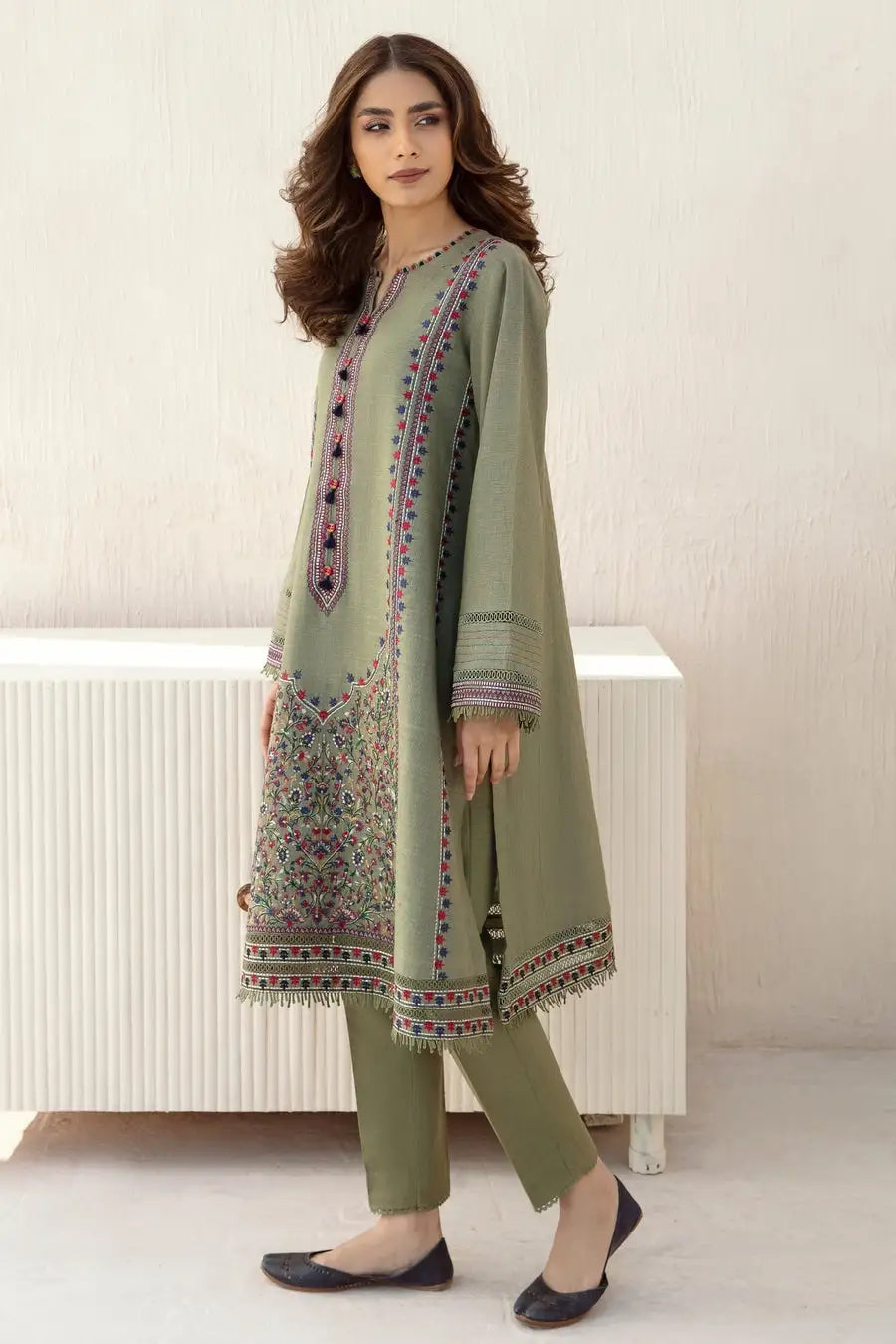 JZ-710 Unstitched Fully Embroided Dhanak Suit With Dhanak Dupatta