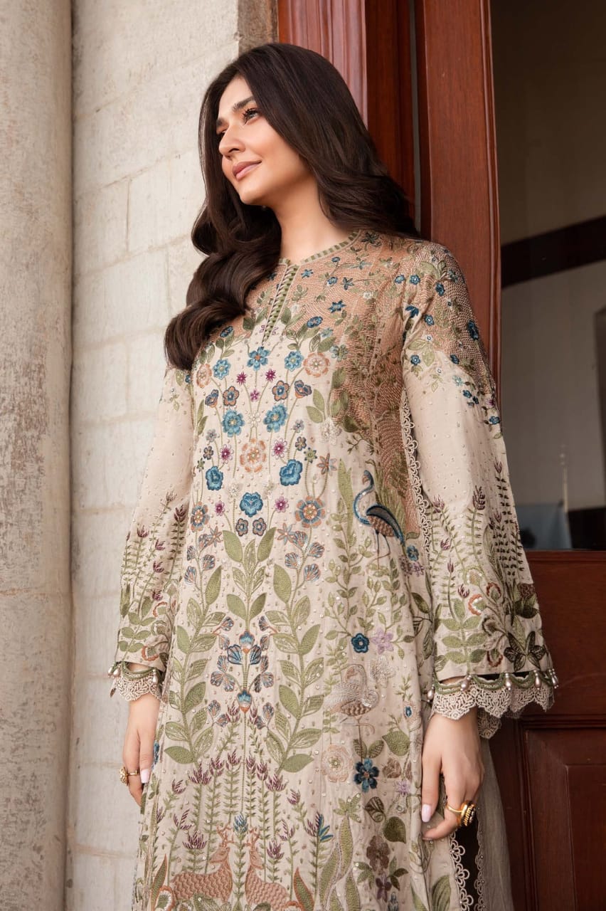 MB-555 Dhanak Embroidered Suit With Digital Printed Woolen Shawl