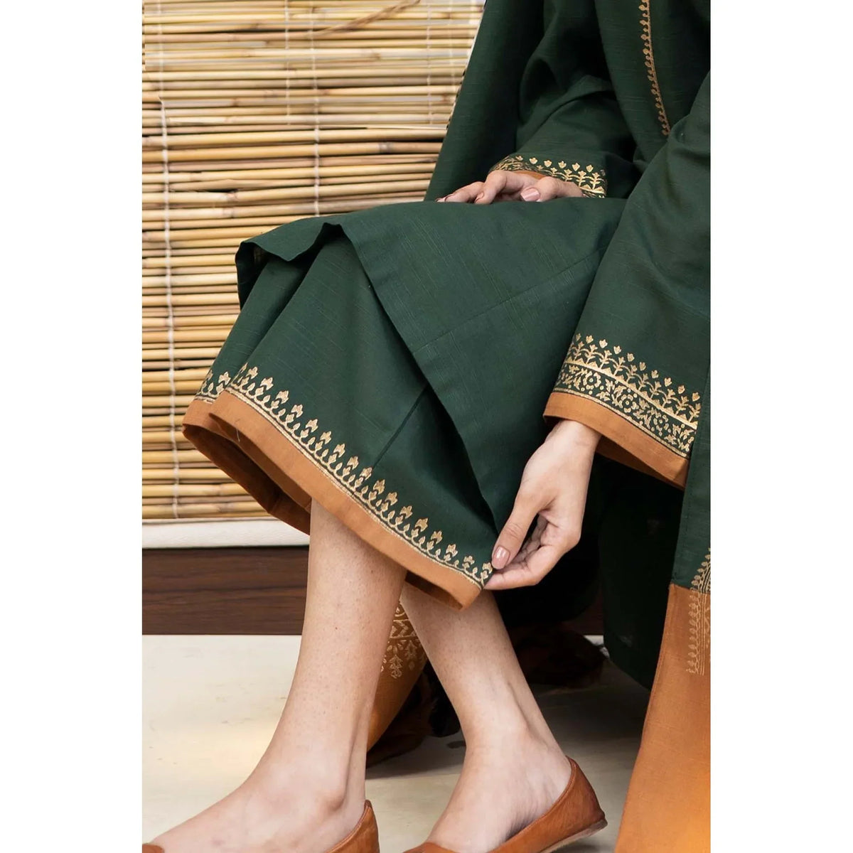 BR--1075 3Pc Unstitched Dhanak Suit with Printed Woolen Shawl