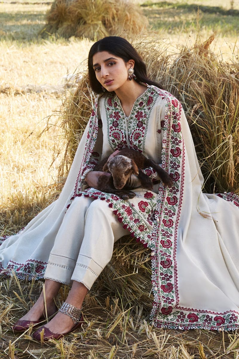 AJ-630 Unstitched Heavy Embroidered Dhanak Suit With Embroidered Dhanak Shawl