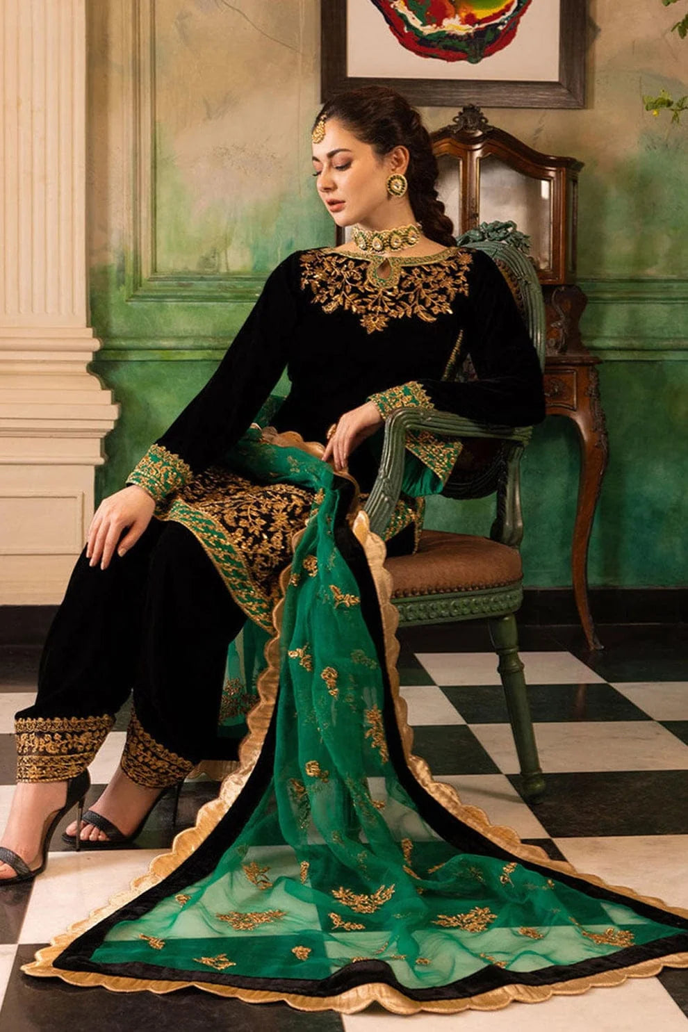 MB-953 Sequence Embroidered 9000 Micro Velvet 3Pc With Organza Embroidered Dupatta