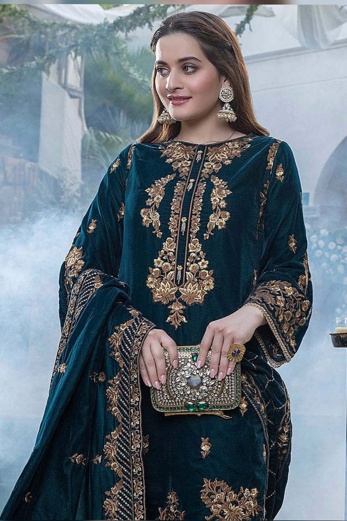 MB-1060 Sequence Embroidered Micro 9000 Gram Velvet 3Pc With Velvet Embroidered Shawl