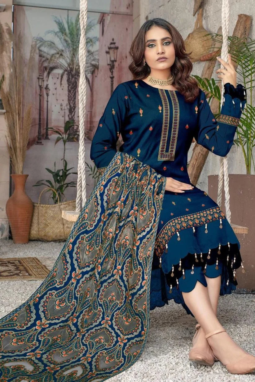 MB-2503(B) Dhanak Embroidered Suit with Dhanak Embroidered Aplik Cut Work Shawl
