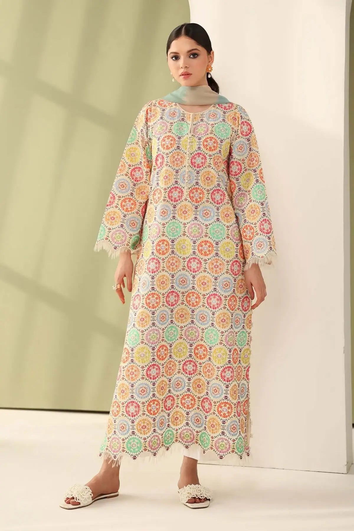 BQ-201 Unstitched Digital Printed Lawn Suit ( Fine Printed Lawn Dupatta )