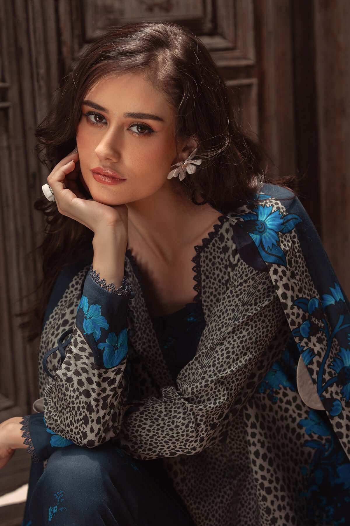 Digital Printed Khaddar Suit 3pc with Khaddar Digital Printed Dupatta
