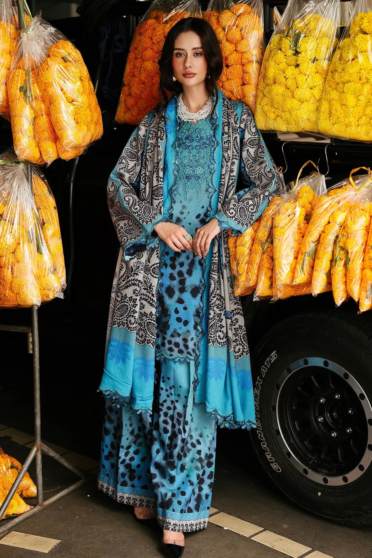 CH-81 Digital Printed Khaddar Suit 3pc with Khaddar Digital Printed Dupatta & Embroidered Patches