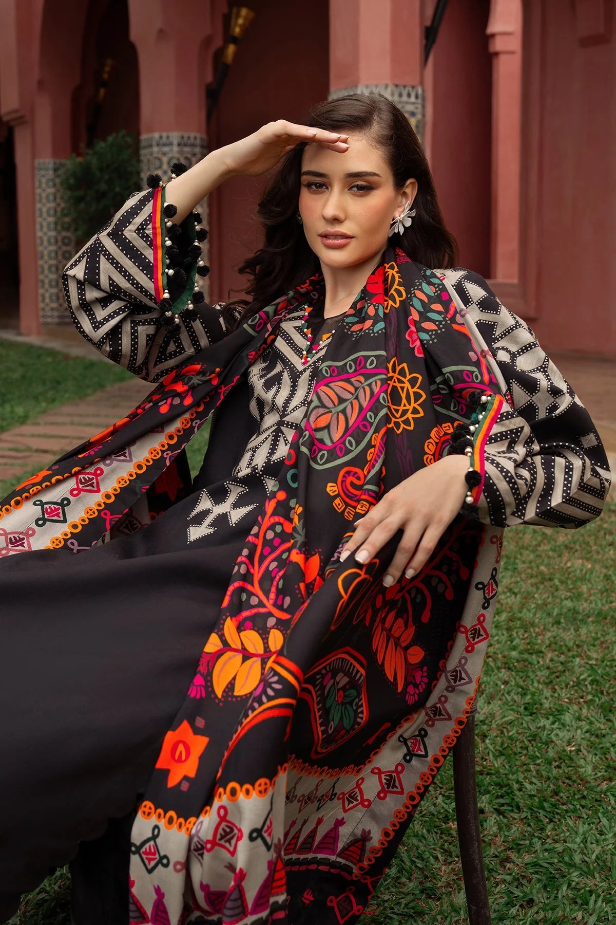 Khaddar 3pc Digital Printed Suit With Digital Printed Khaddar Dupatta