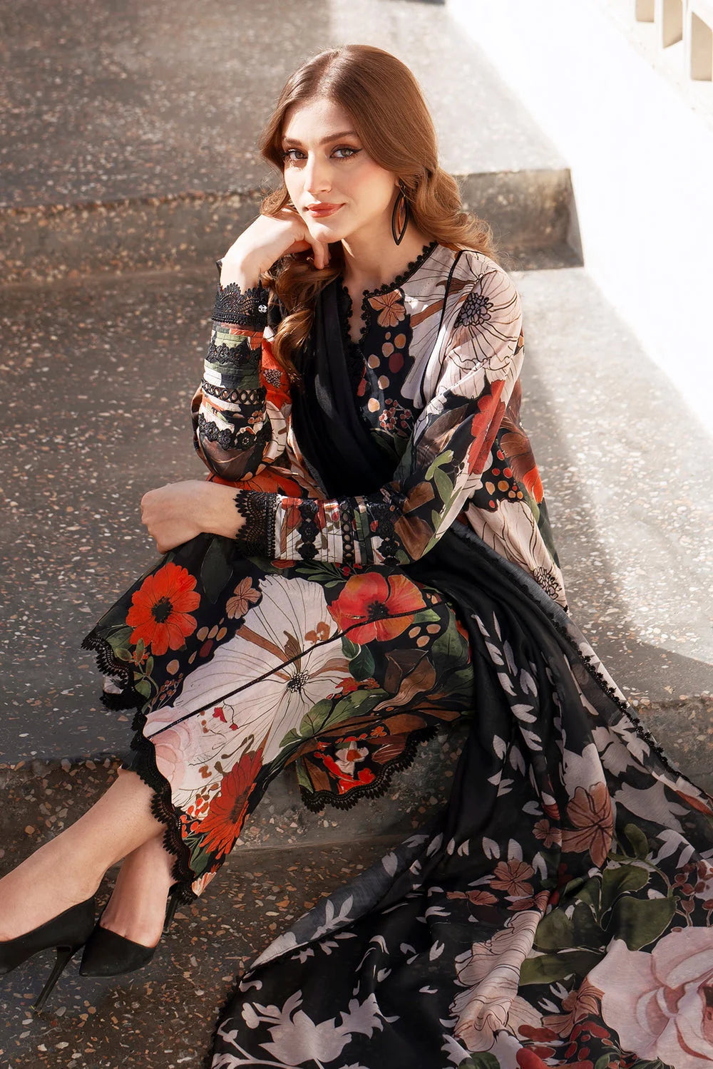BQ-35 Khaddar 3pc Digital Printed Suit With Digital Printed Khaddar Dupatta & Embroidered Patches