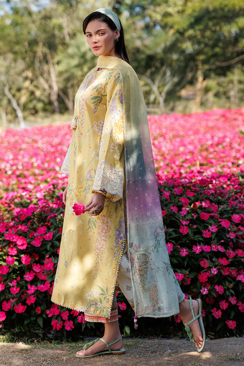 JZ-205 Unstitched Printed Lawn Shirt With Printed Lawn Dupatta