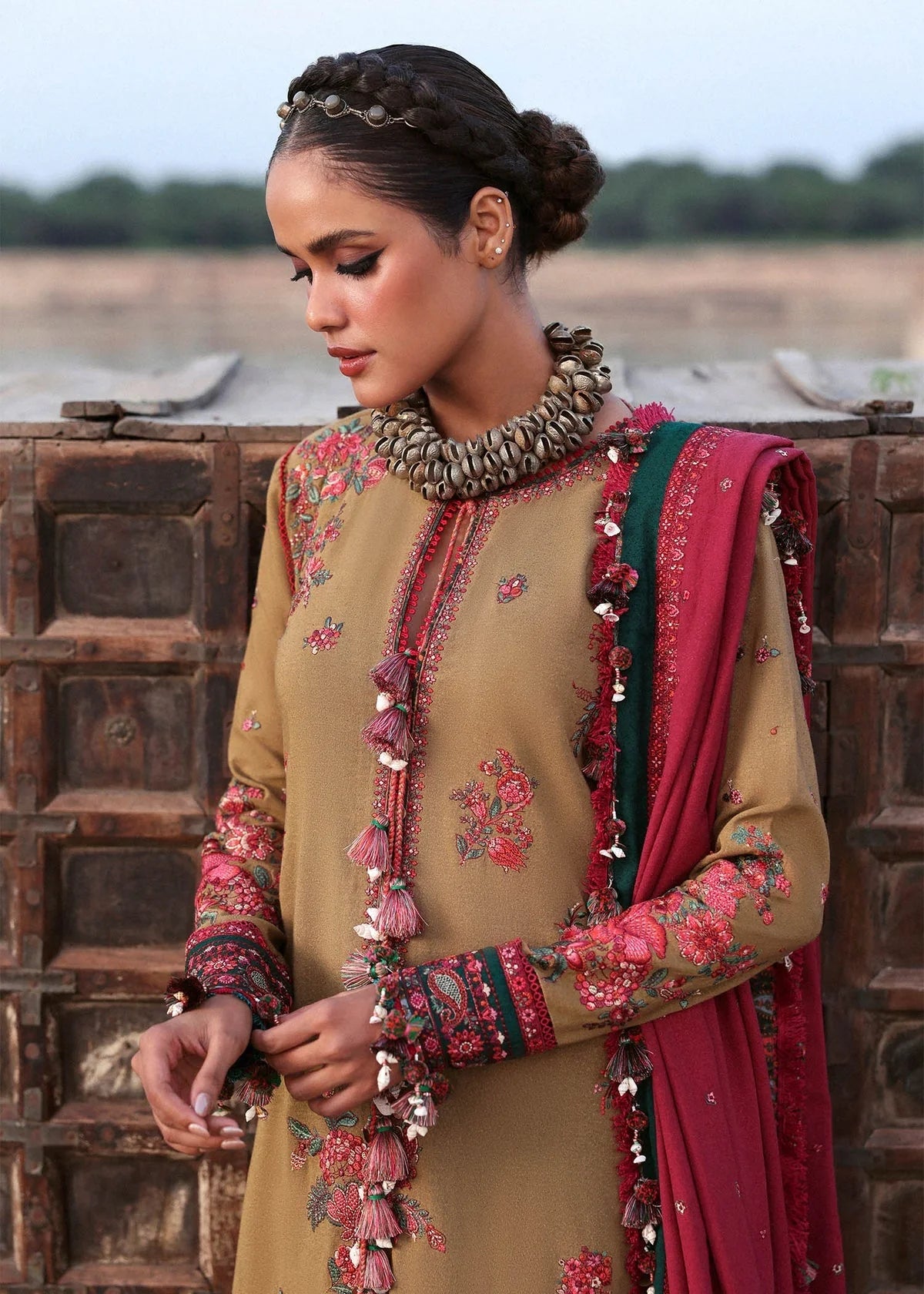 HR-2945 Unstitched Embroidered Dhanak Suit With Embroidered Dhanak Shawl