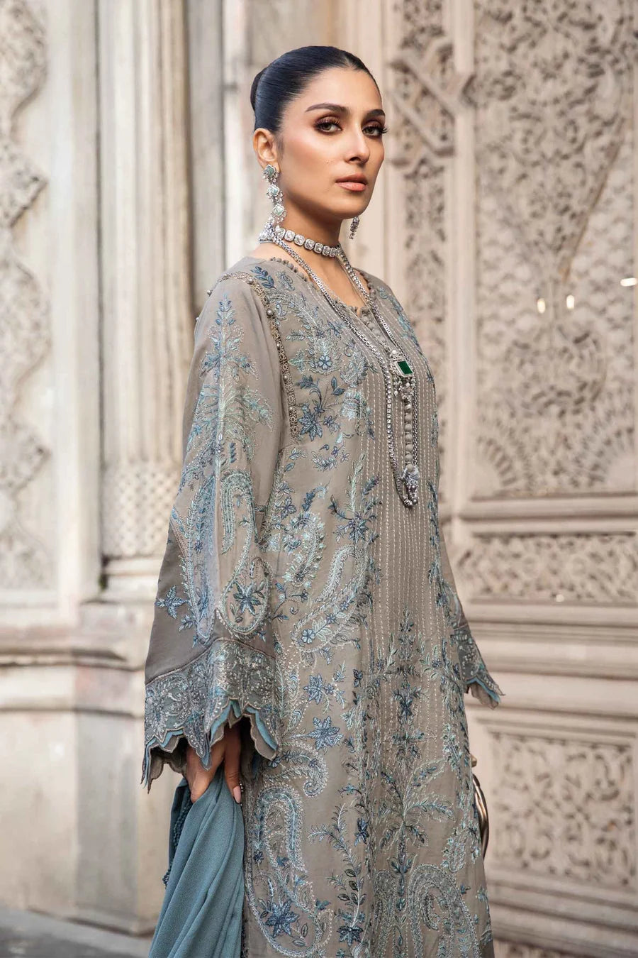 IZ-775 Unstitched Embroidered Dhanak Wool Suit With Embroidered Dhanak Shawl