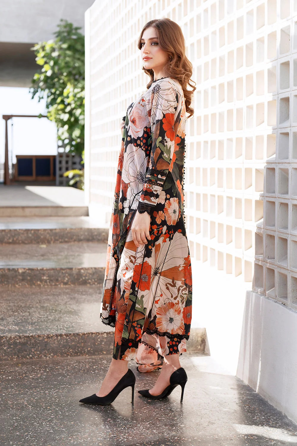 BQ-35 Khaddar 3pc Digital Printed Suit With Digital Printed Khaddar Dupatta & Embroidered Patches