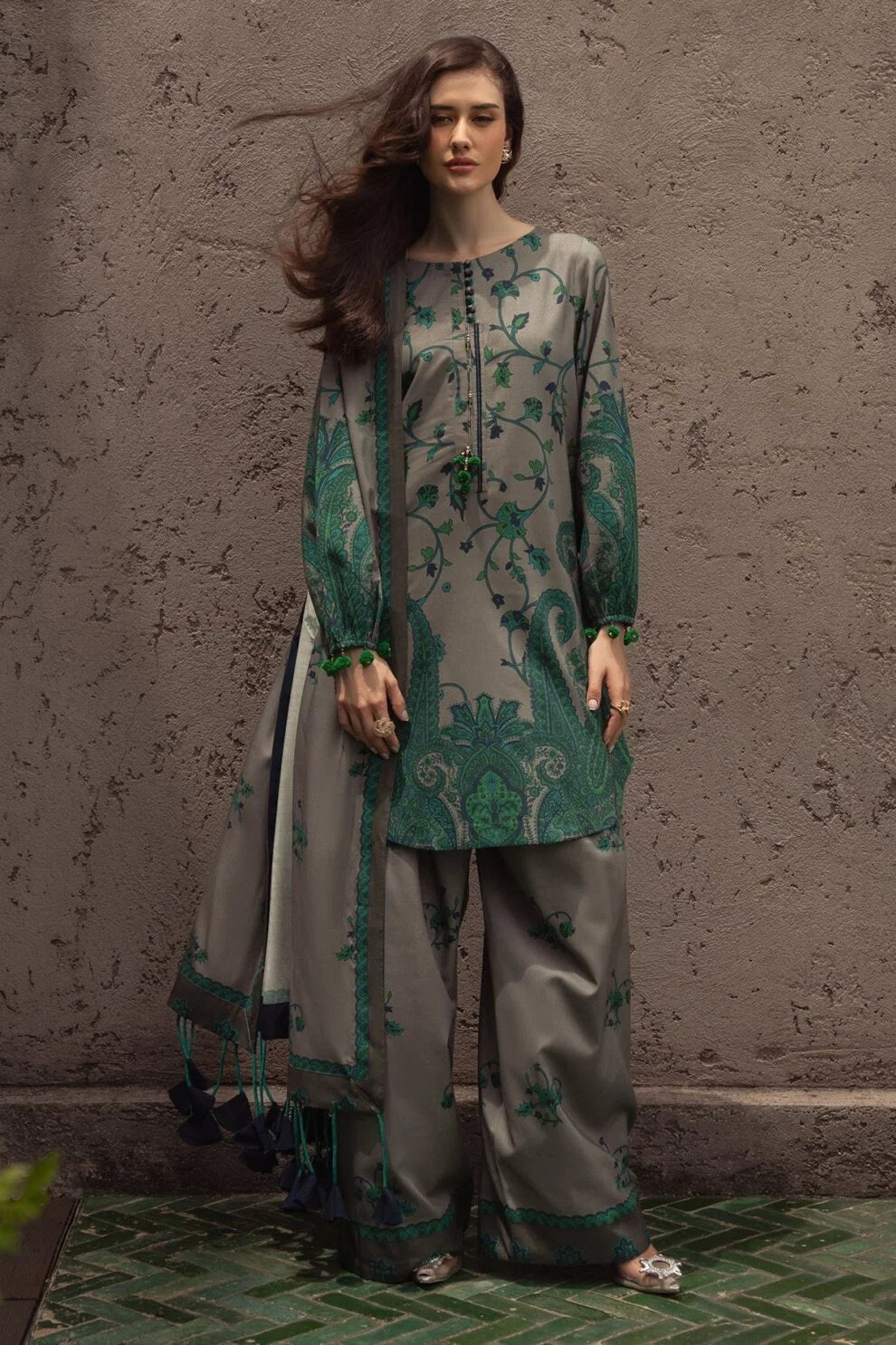 Khaddar 3pc Digital Printed Suit With Digital Printed Khaddar Dupatta