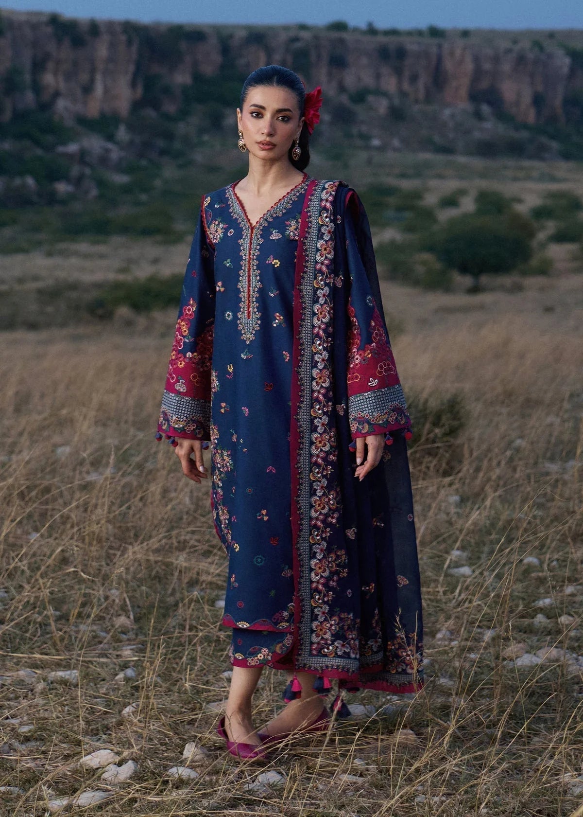 HR-3005 Unstitched Embroidered Dhanak Suit With Embroidered Chiffon Dupatta