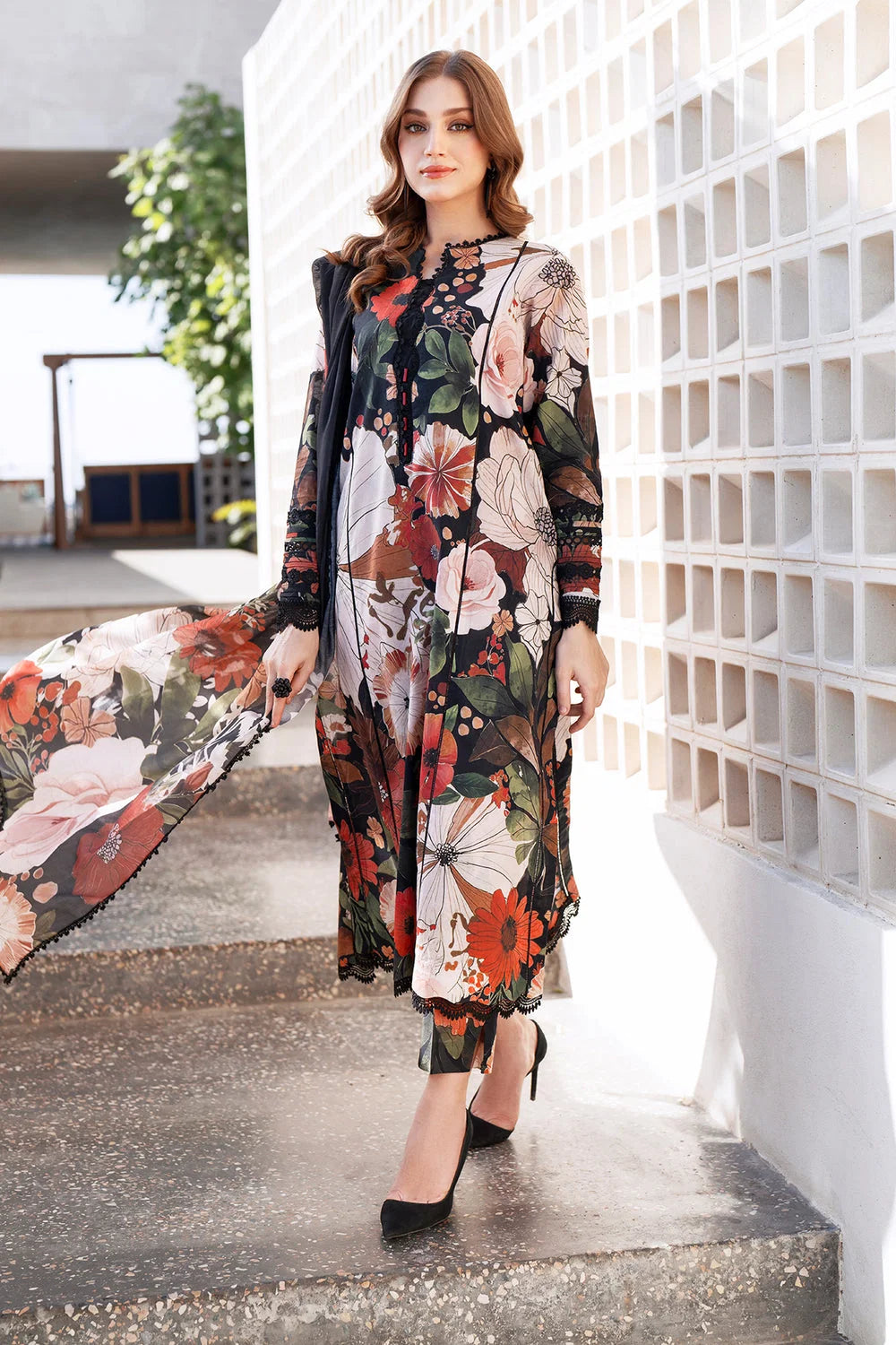 BQ-35 Khaddar 3pc Digital Printed Suit With Digital Printed Khaddar Dupatta & Embroidered Patches