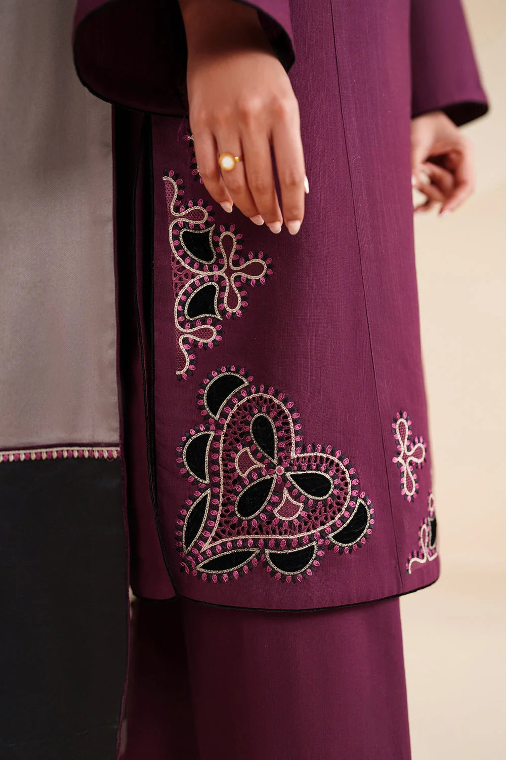Unstitched Embroidered Dhanak Suit With Embroidered Dhanak Shawl