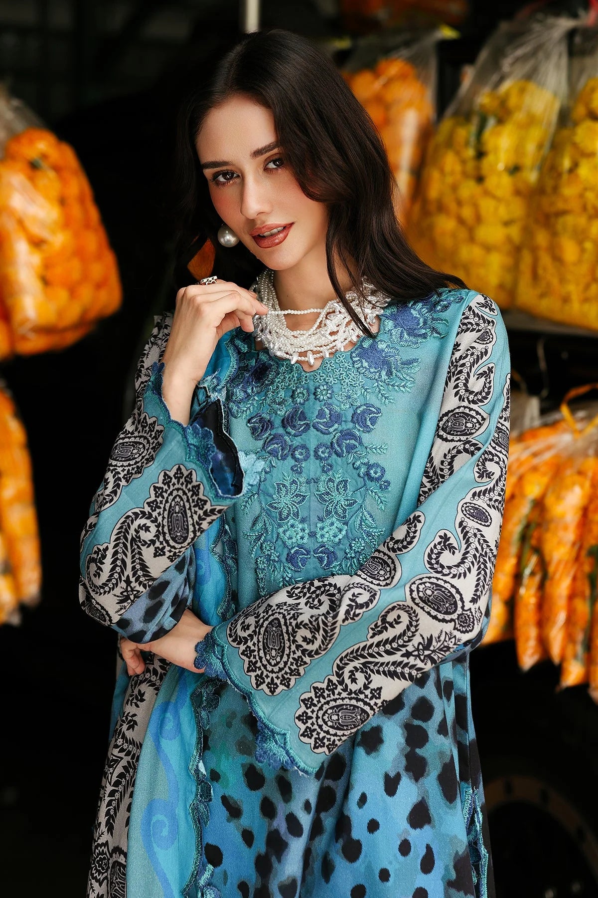 CH-81 Digital Printed Khaddar Suit 3pc with Khaddar Digital Printed Dupatta & Embroidered Patches