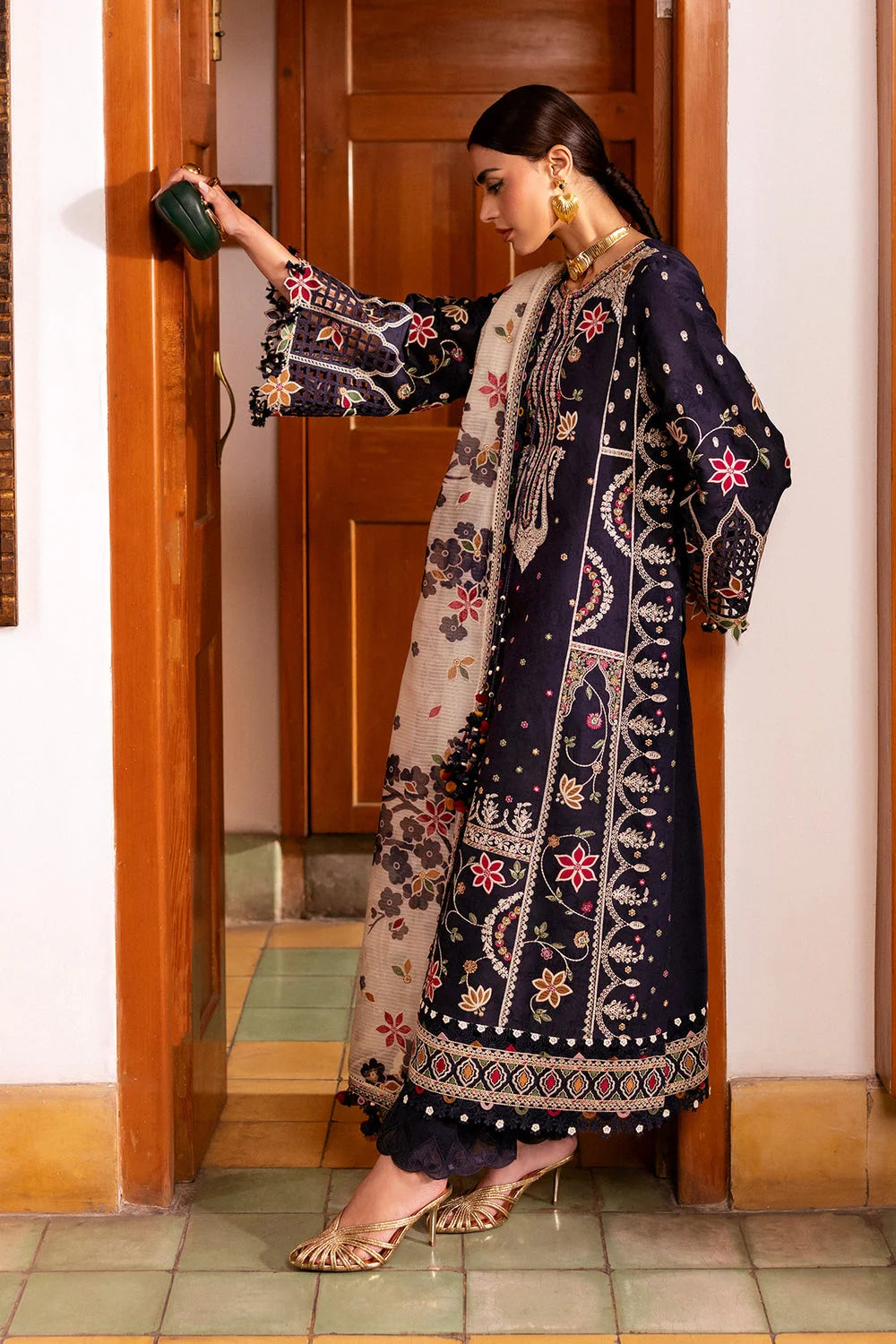 JZ-3140 Dhanak Unstitched Fully Embroidered Suit With Printed Blended Shawl