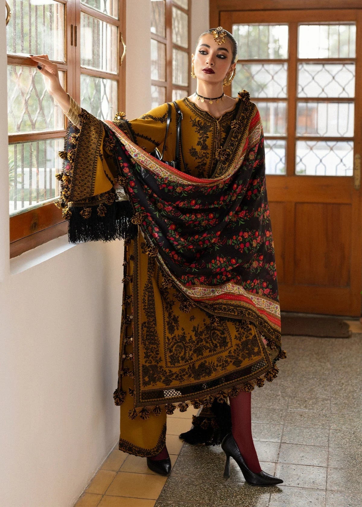 HR-3045 Piece Unstitched Embroidered Dhanak Suit With Digital Printed Shawl