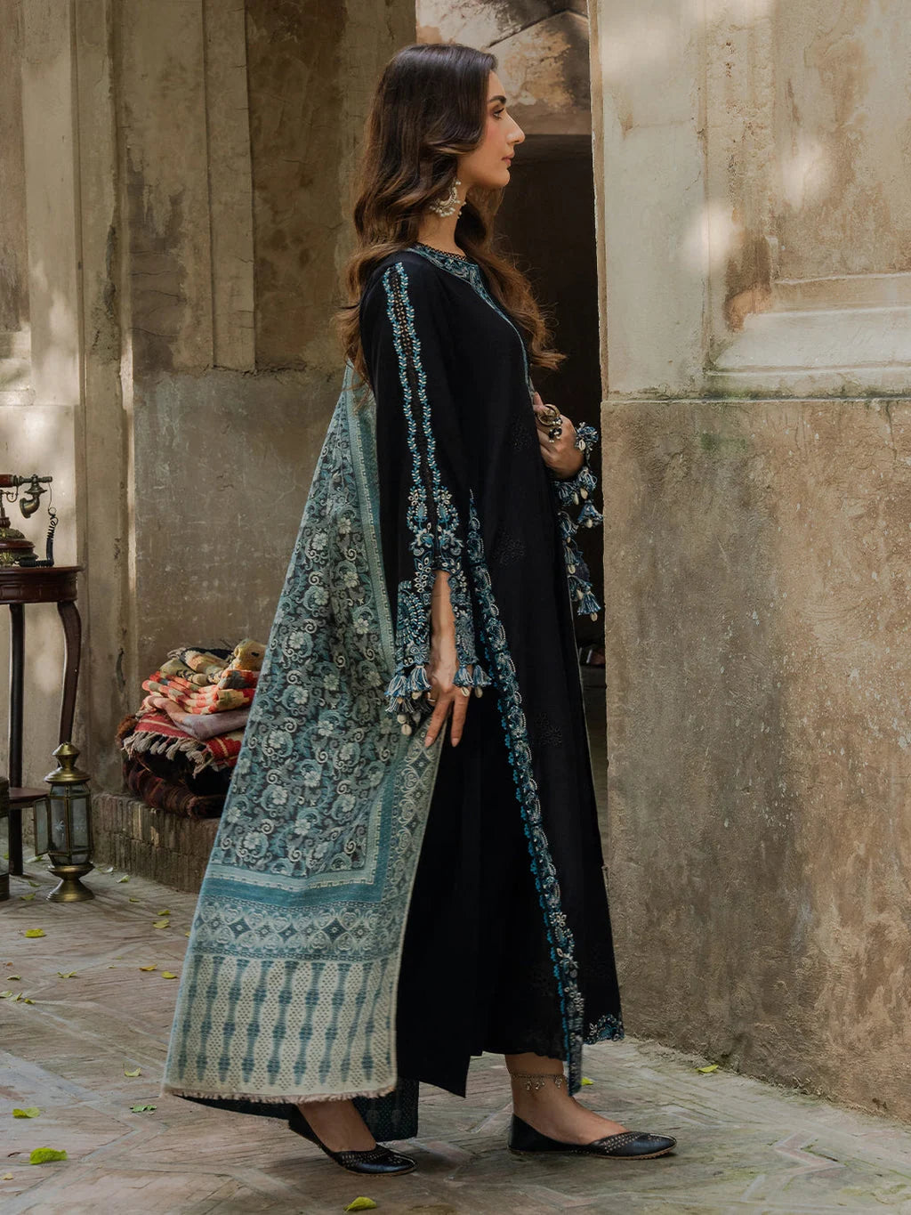 IZ-160 Unstitched Fully Embroidered Dhanak Suit With Printed Shawl