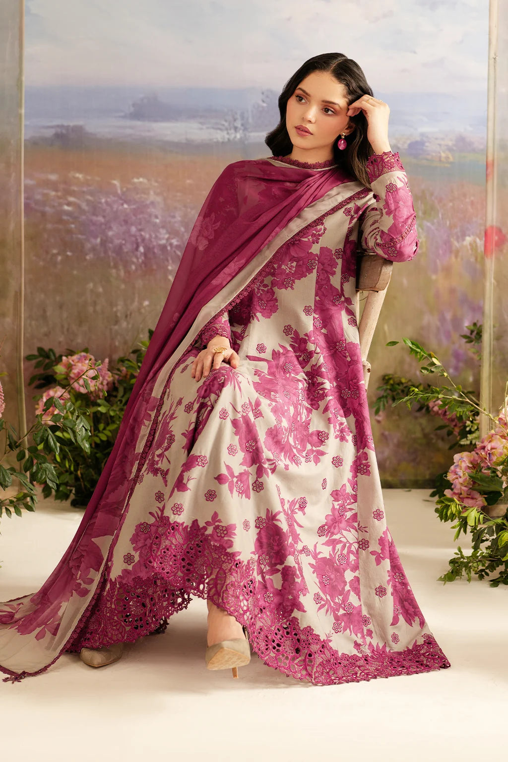 Digital Printed Khaddar Suit 3pc with Khaddar Digital Printed Dupatta & Embroidered Patches