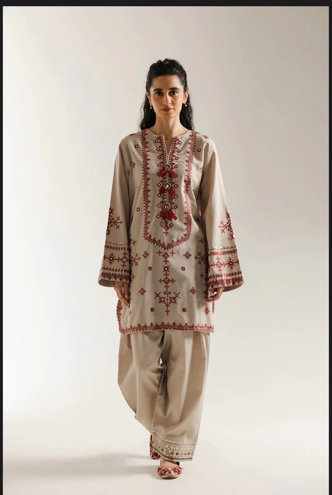 2 Piece-Unstitched Embroidered Lawn With Lawn Embroidered Trouser