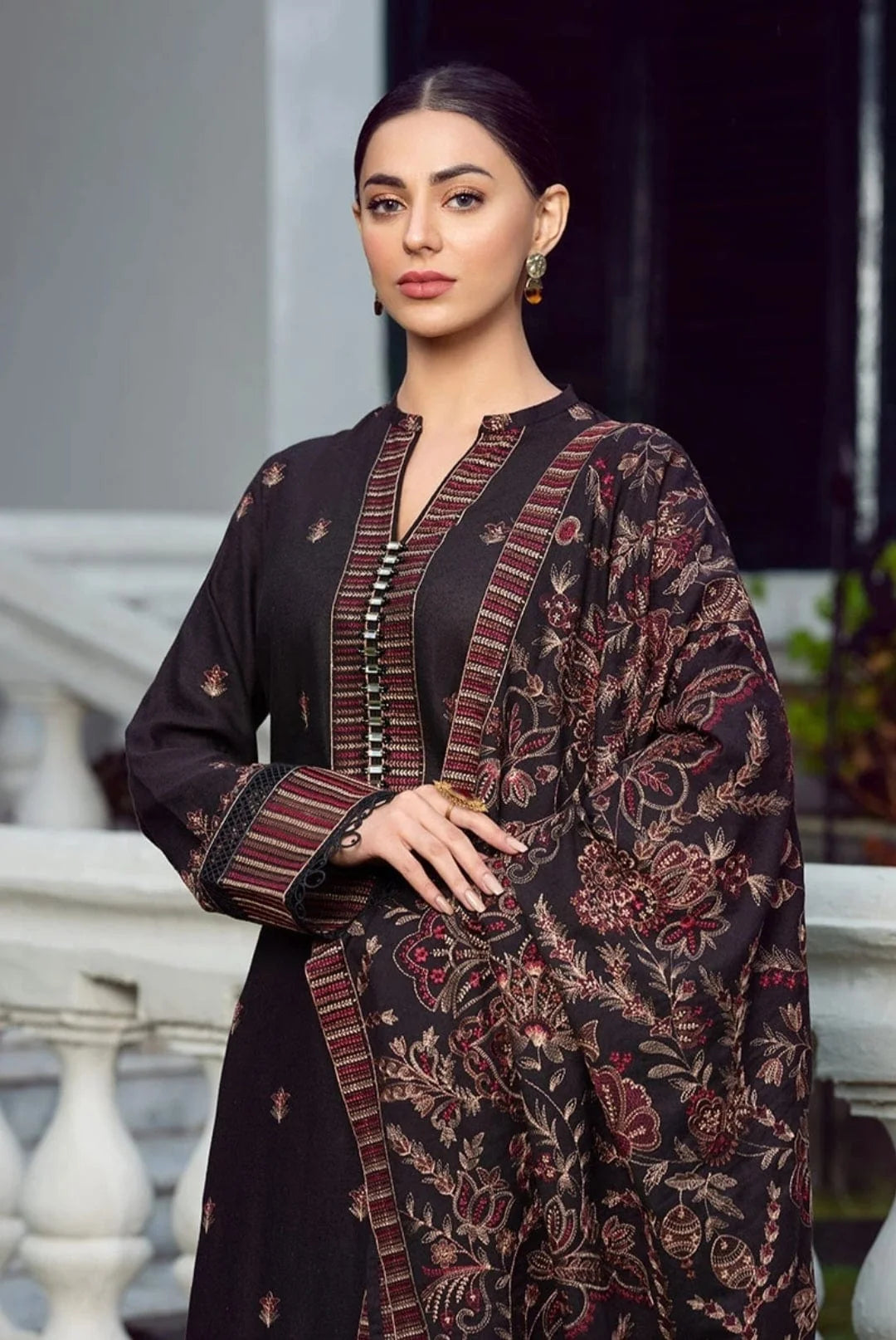 BR-1020 Dhanak Embroidered Suit with Dhanak Embroidered Shawl