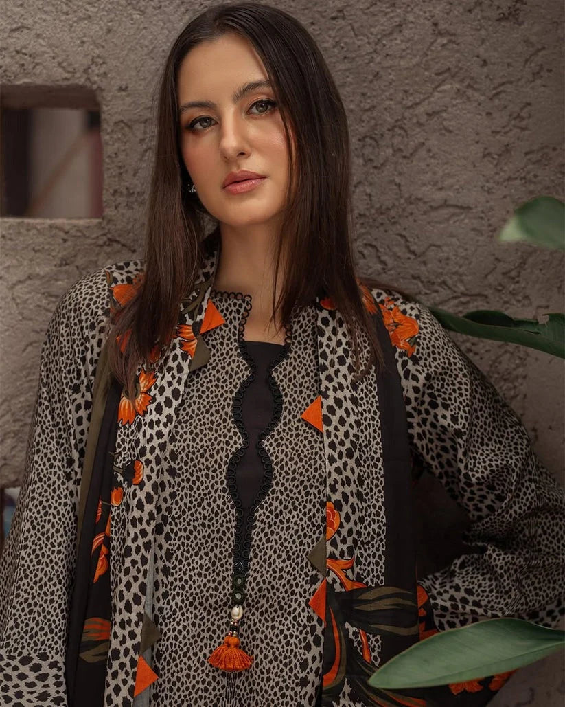 Digital Printed Khaddar Suit 3pc with Khaddar Digital Printed Dupatta