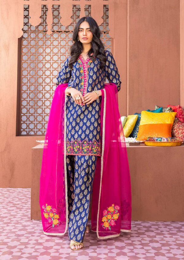 Digital Printed Lawn 3pc Suit With Digital Printed Poly Lawn Dupatta & Embroidered Patches