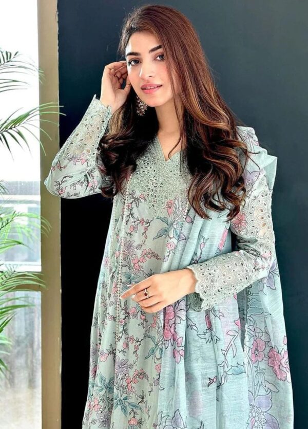 Unstitched Digital Printed Lawn Suit 3pc With Digital Printed Cotton Lawn Dupatta
