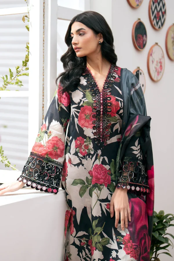 BQ-36 Digital Printed Khaddar Suit 3pc with Khaddar Digital Printed Dupatta & Embroidered Patches