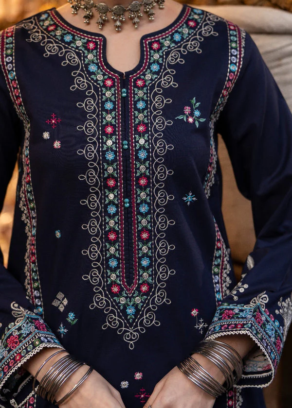 AK-905 Dhanak Embroidered Suit With Digital Printed Woolen Shawl