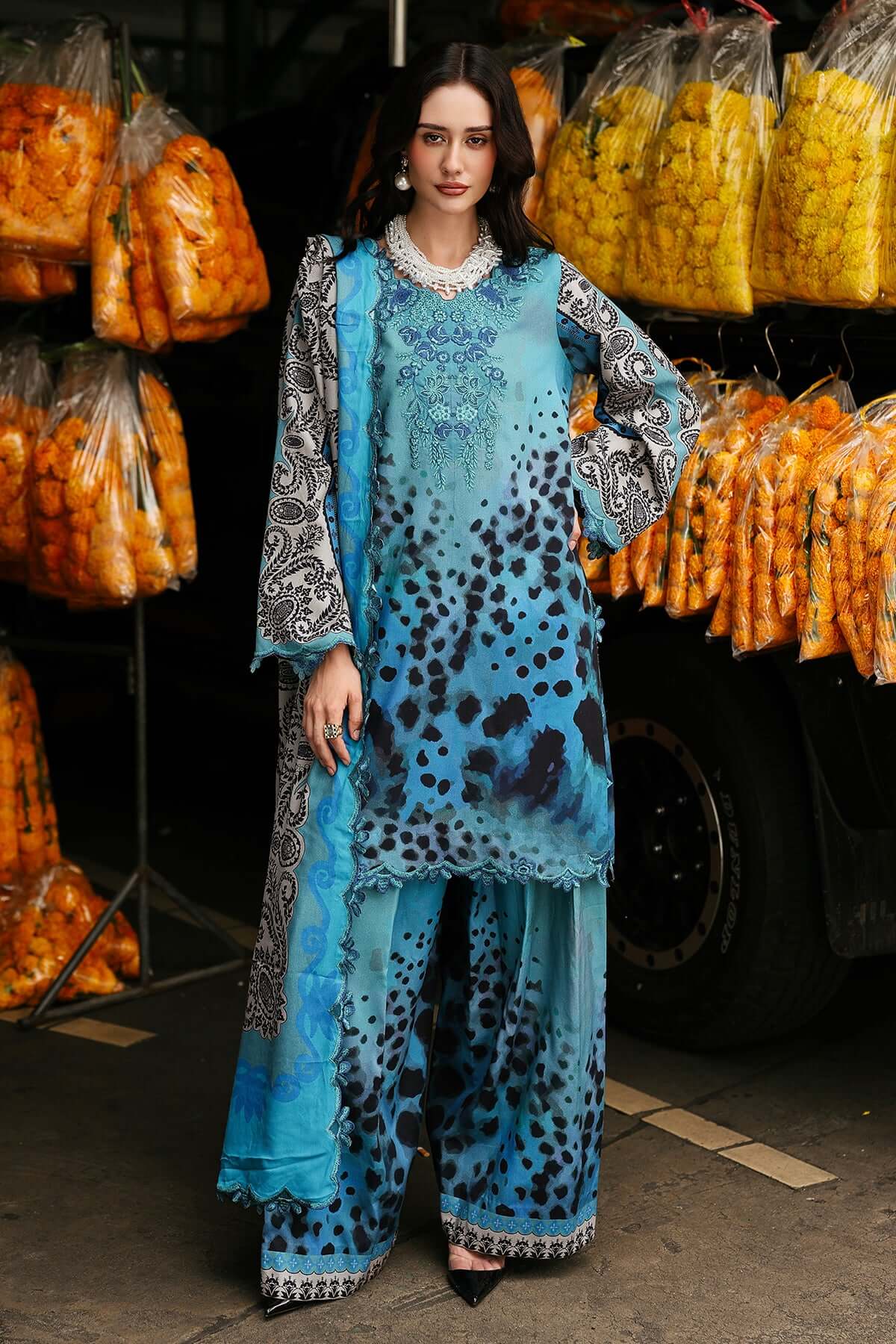 CH-80 Digital Printed Khaddar Suit 3pc with Khaddar Digital Printed Dupatta & Embroidered Patche