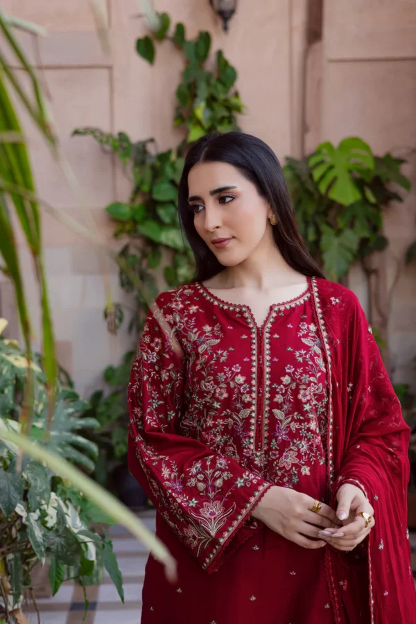 BT-2700 Lawn Embroidered 3pc Suit With Chiffon Embroidered Dupatta