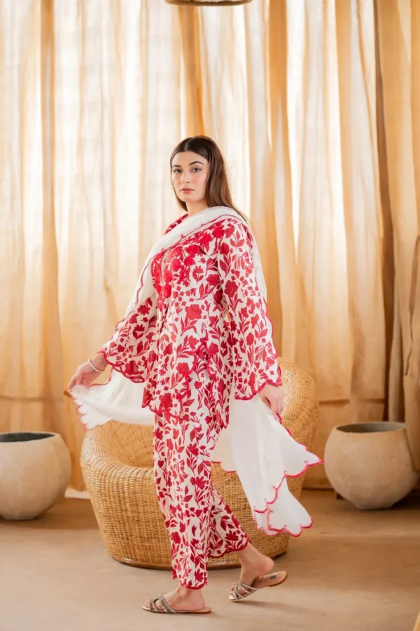 3 Piece -Unstitched Digital Printed Lawn Fabric With Embroided Bamber Chiffon Dupatta